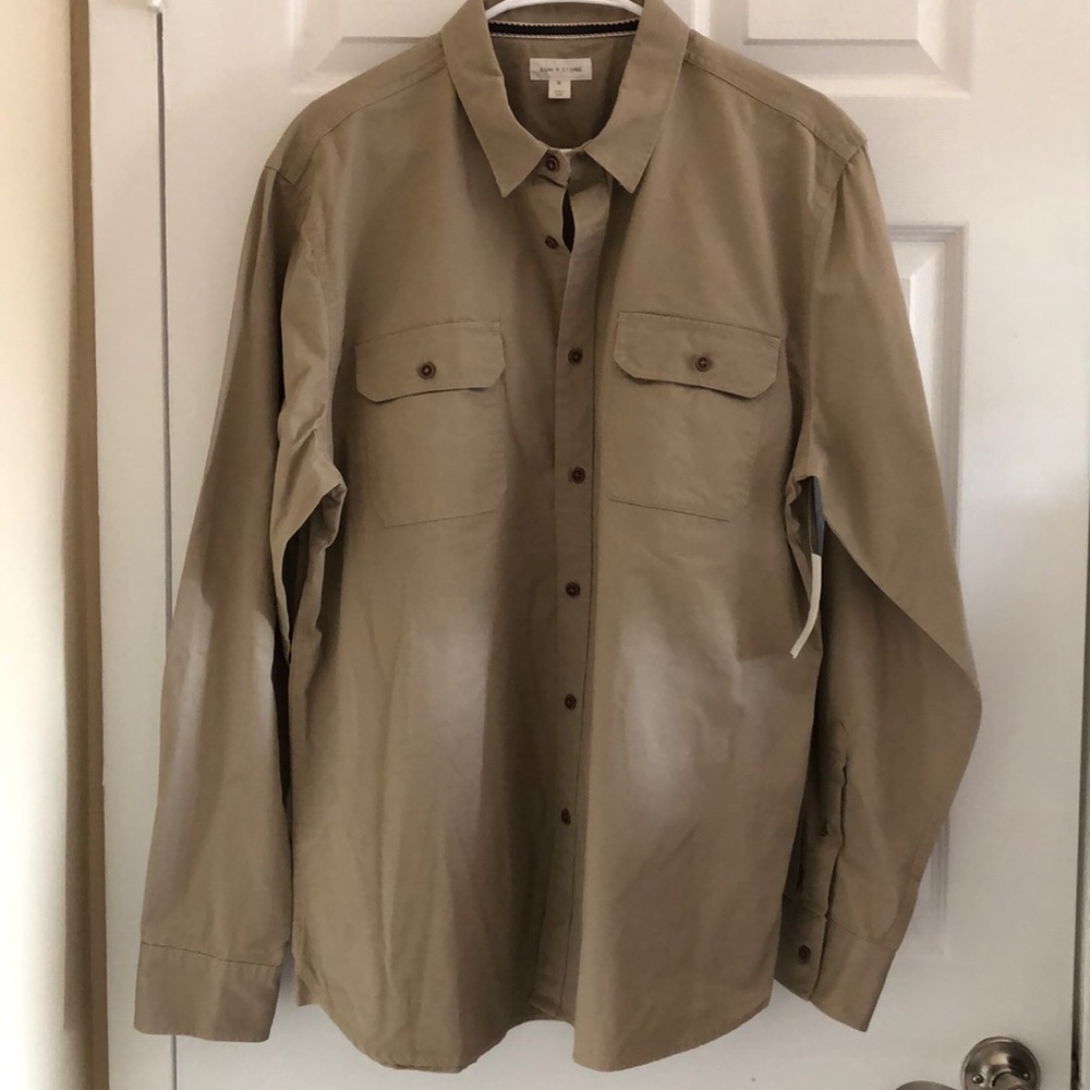 NWT Rustic Khaki Long Sleeve Woven Button Shirt
